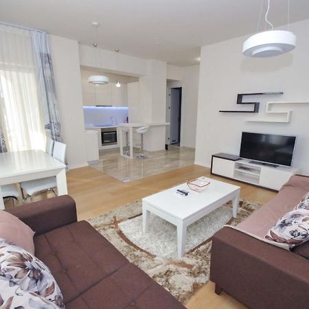Luxury Montesun Apartments Budva Exterior photo